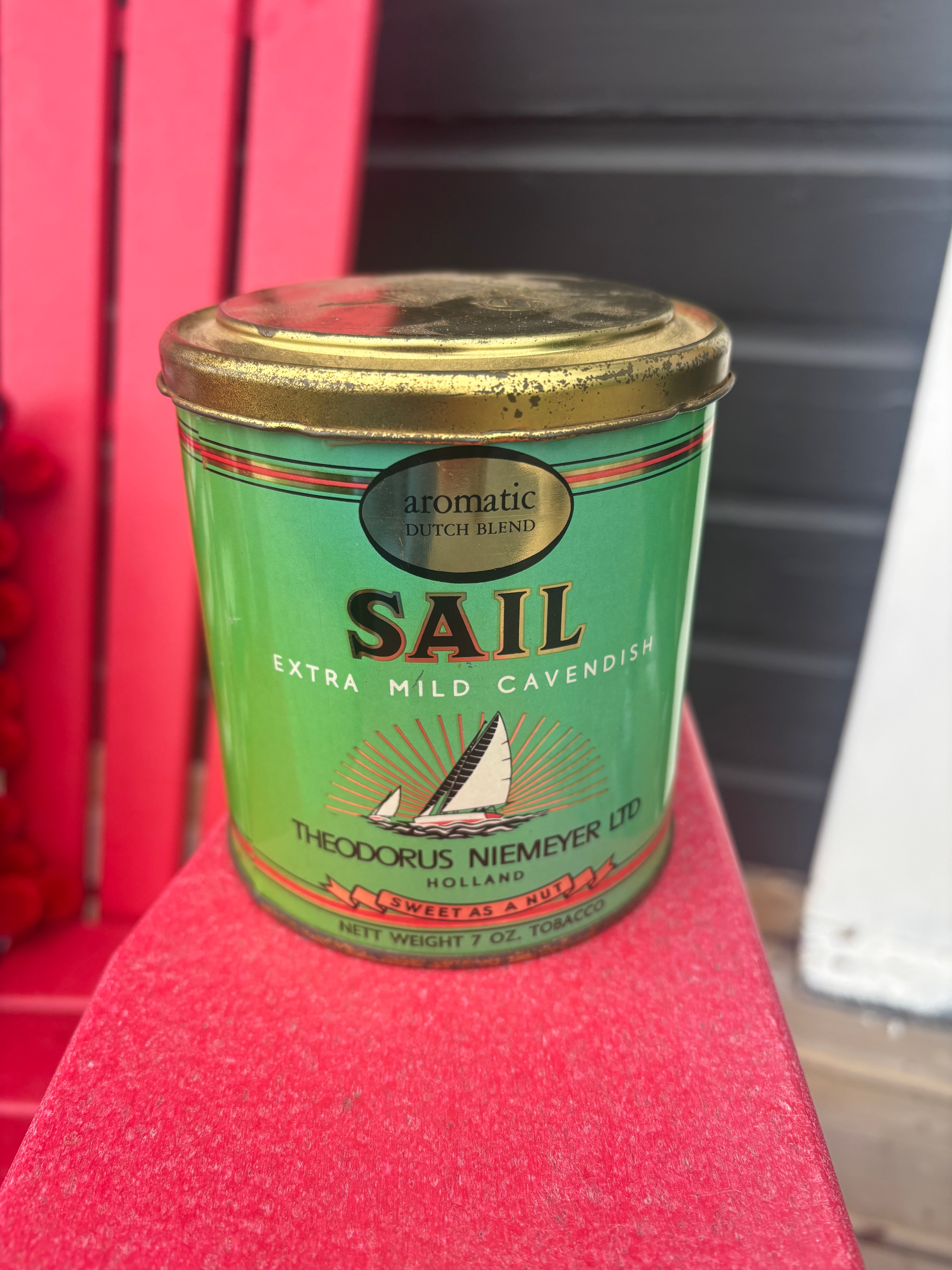 Sail Pipe Tobacco Tin