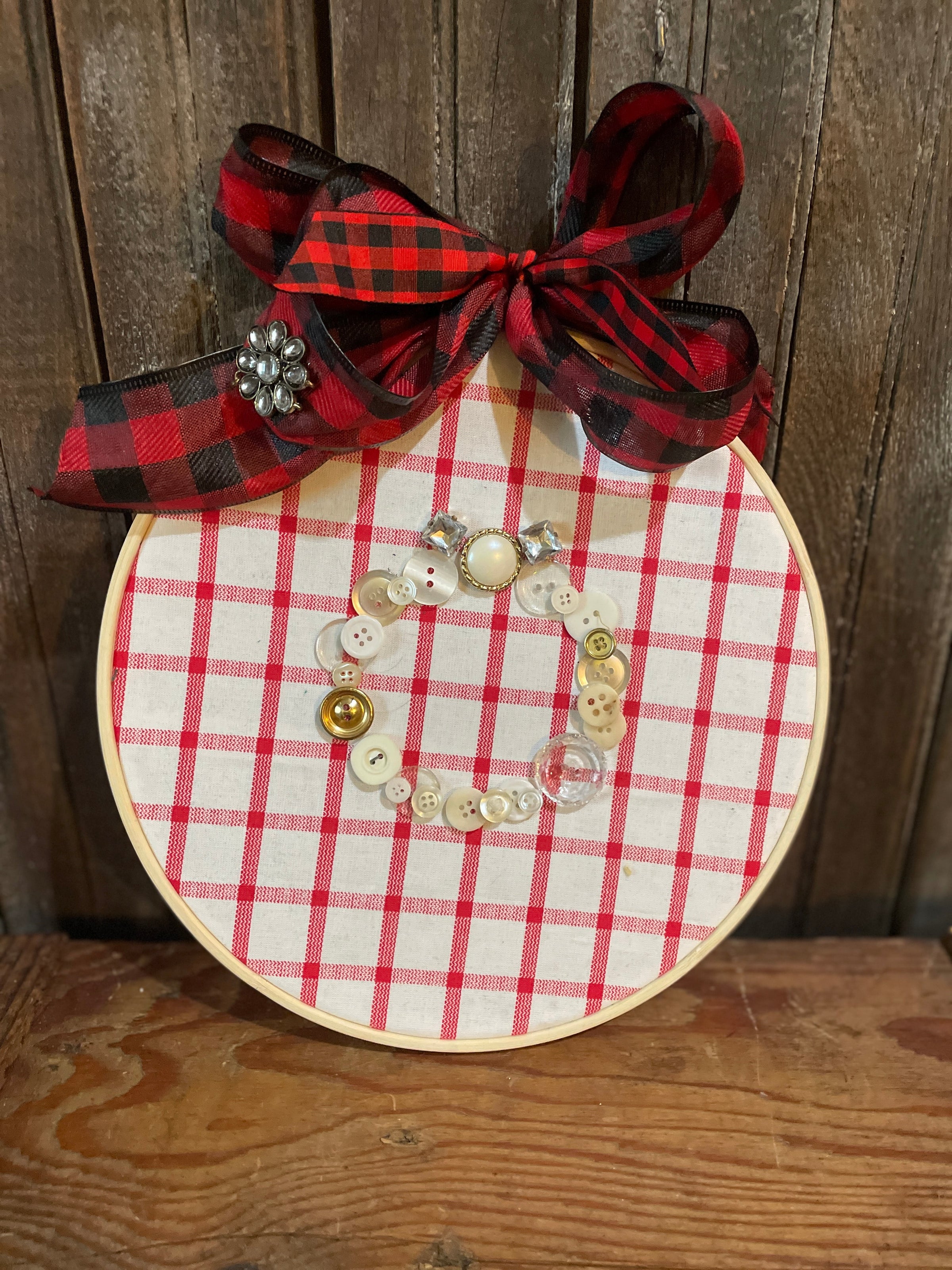 Buffalo Plaid Christmas Decor ~ White Arrows Home