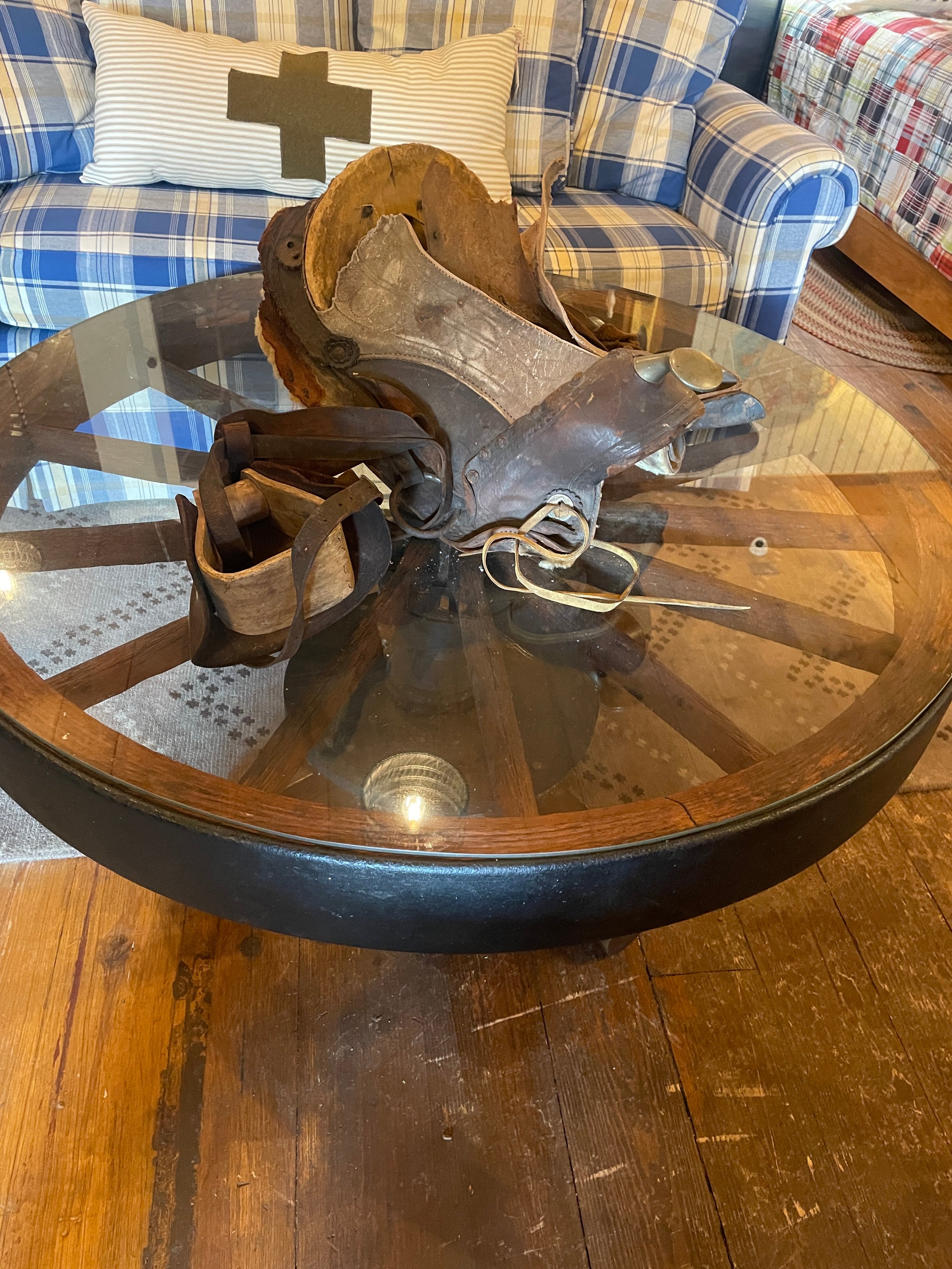 Wagon Wheel End Table